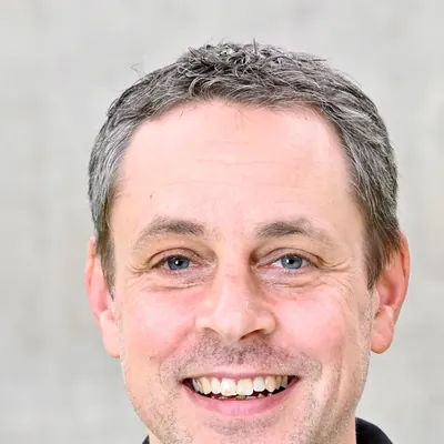 Dr. Benjamin Haar